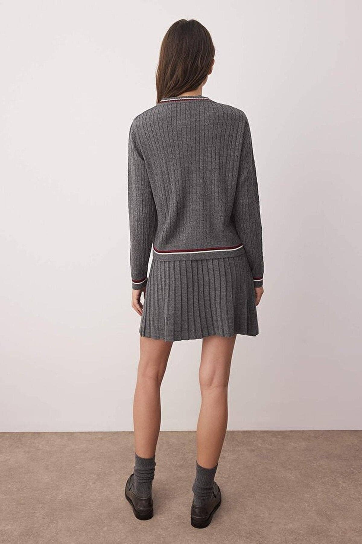 Elowen Knit Set