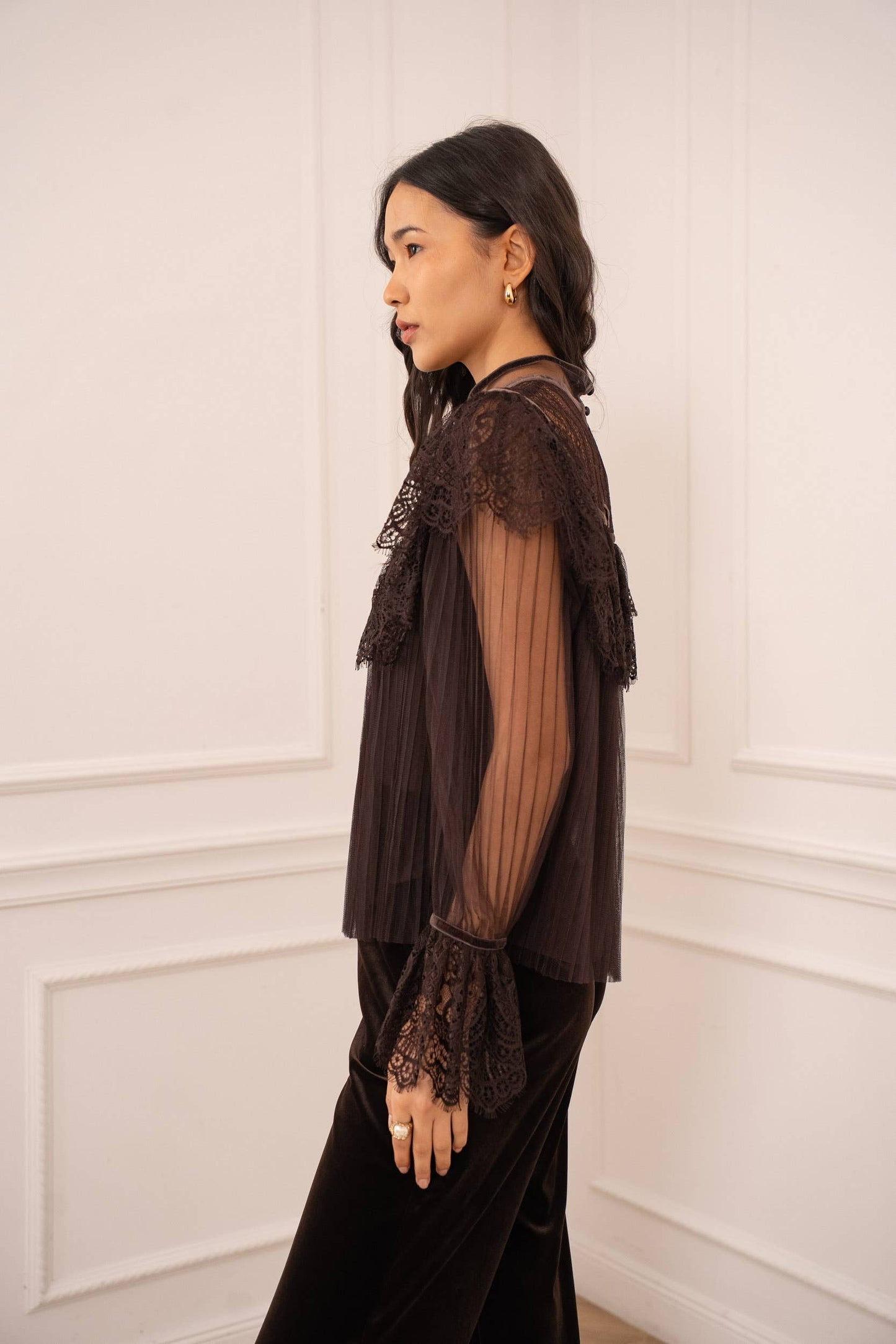 Kanten blouse en geplooide tule