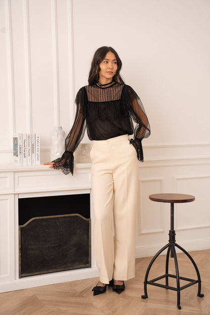 Kanten blouse en geplooide tule