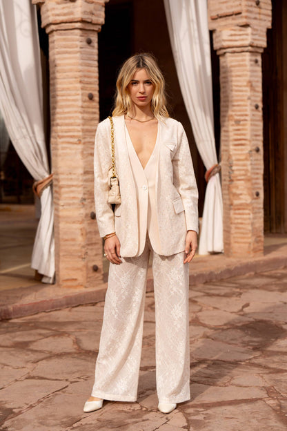 Broekpak van kant met micro-pailletten