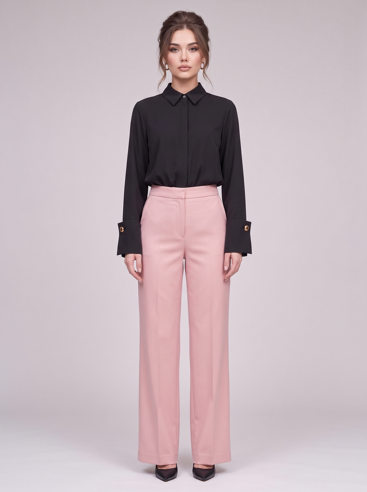 Ophélie bodysuit gedragen met roze pantalon, vooraanzicht