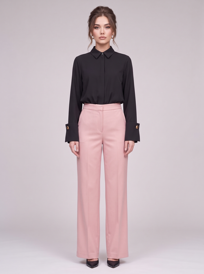 Ophélie bodysuit gedragen met roze pantalon, vooraanzicht